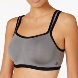 Natori Yogi Contour Convertible Sports Bra
